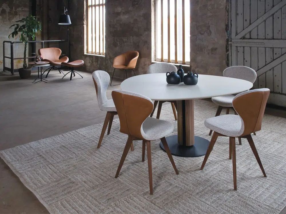 Designer Esstisch Steely mit Platte eiförmig in Keramik