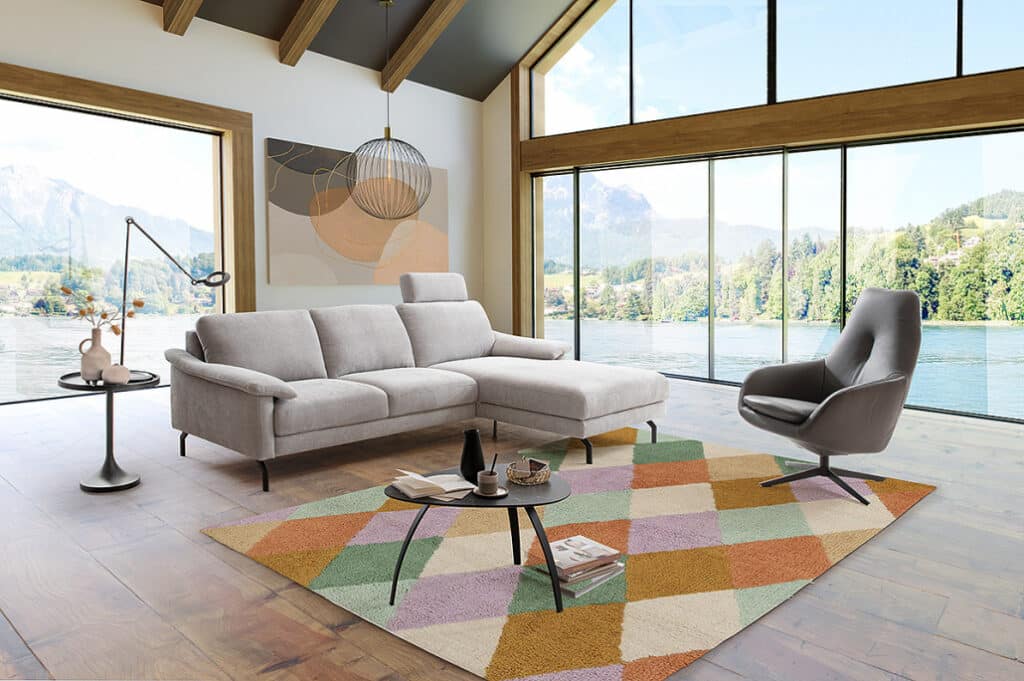Bionda Longchairgruppe in grauem Stoff, modernes Design mit verstellbaren Kopfstützen.