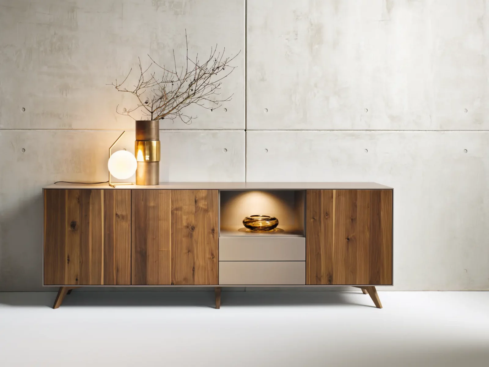 Anrei puro sideboard219 astnuss glas milieu1