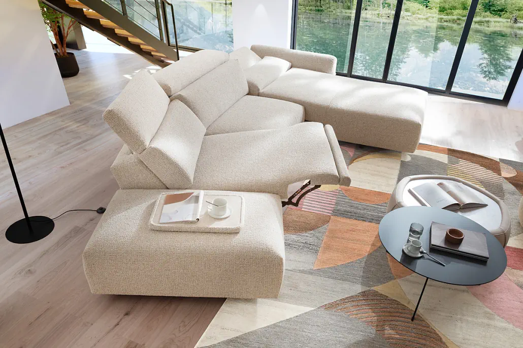 Activineo Braham Sofa mit Relaxverstellung, beige Stoff, modernes Design.