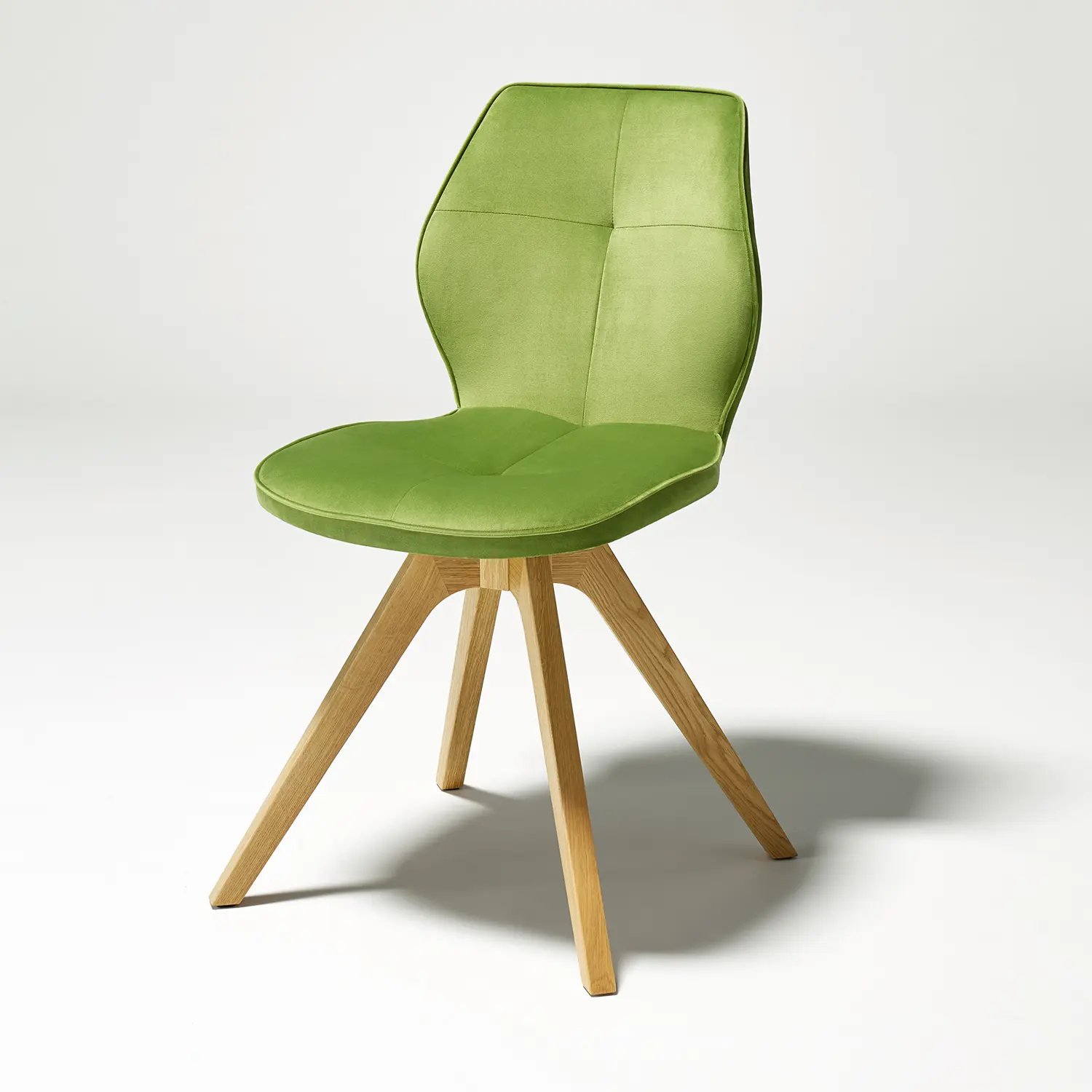 Anrei Stuhl 730, grüner Bezug, Holzgestell, modernes Design.