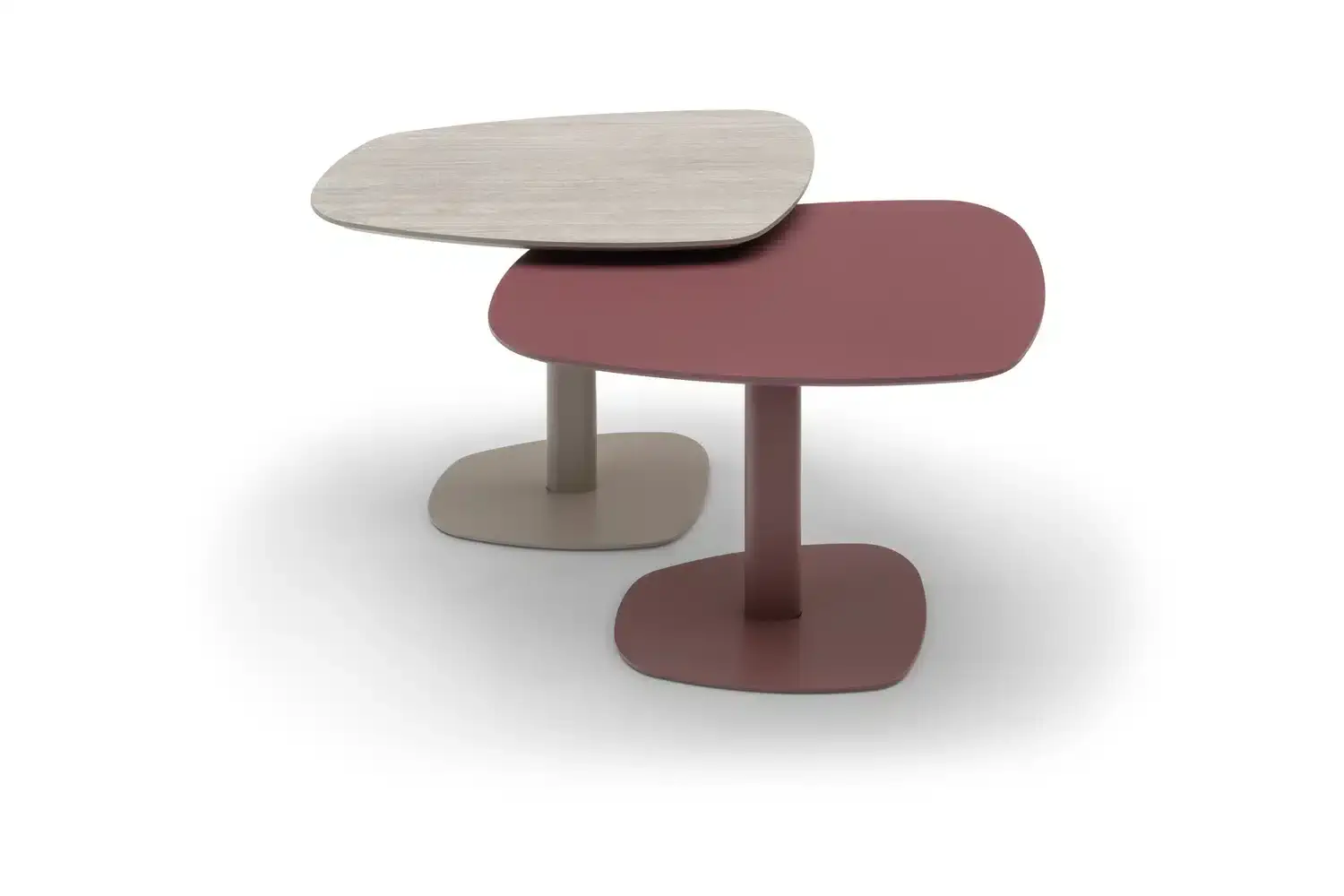 Couchtisch TrapeaTop mit HPL-Travertin-Oberfläche in Beige und Rosso Askja.