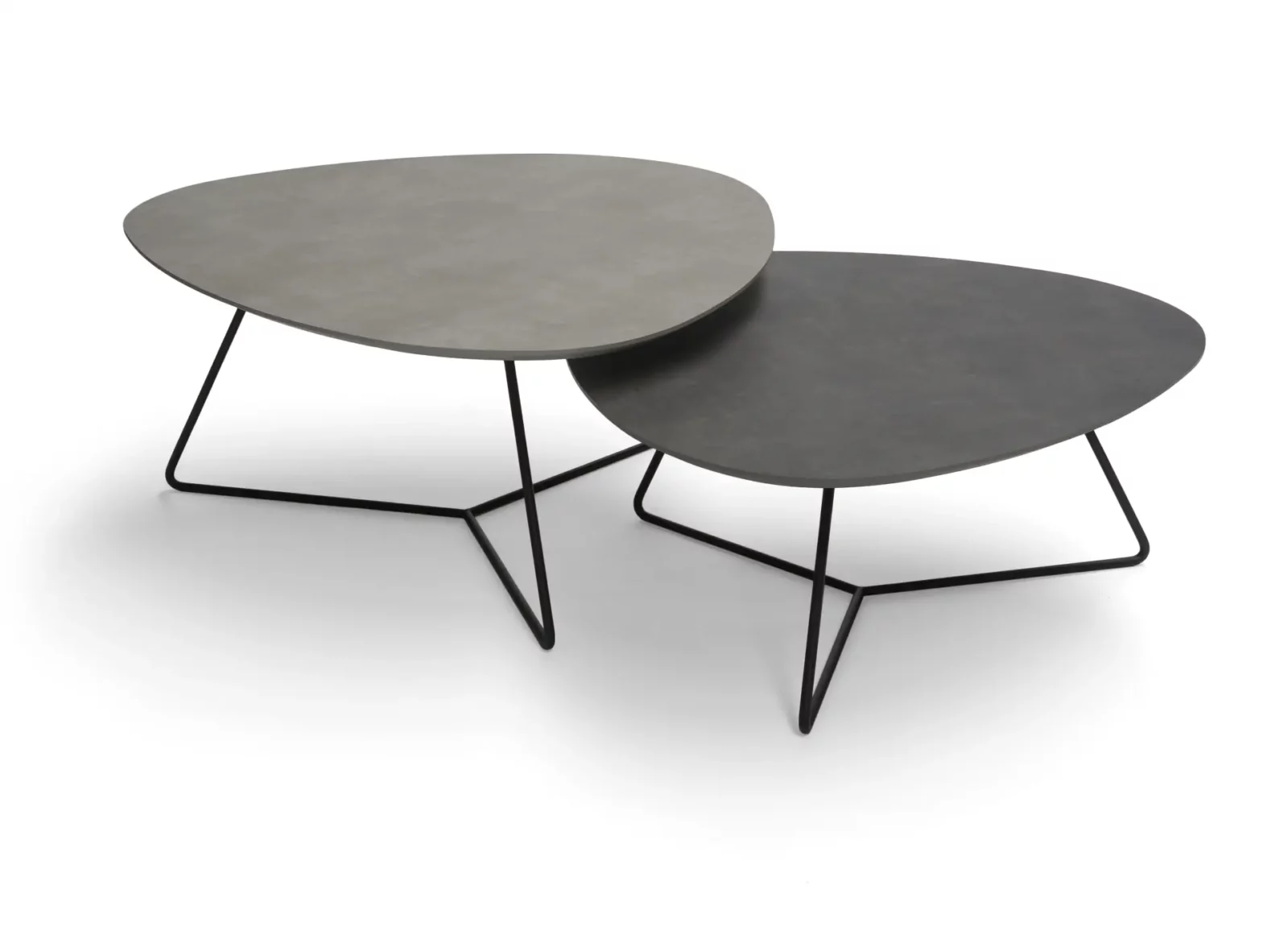 Zwei Couchtische "Twinnysalontafel" in Alugrau und Achatgrau.