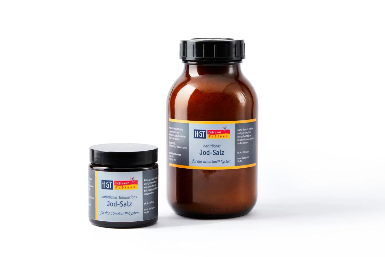 Braune Glasbehälter mit HGT Jod-Salz für das atmoSan™-System.