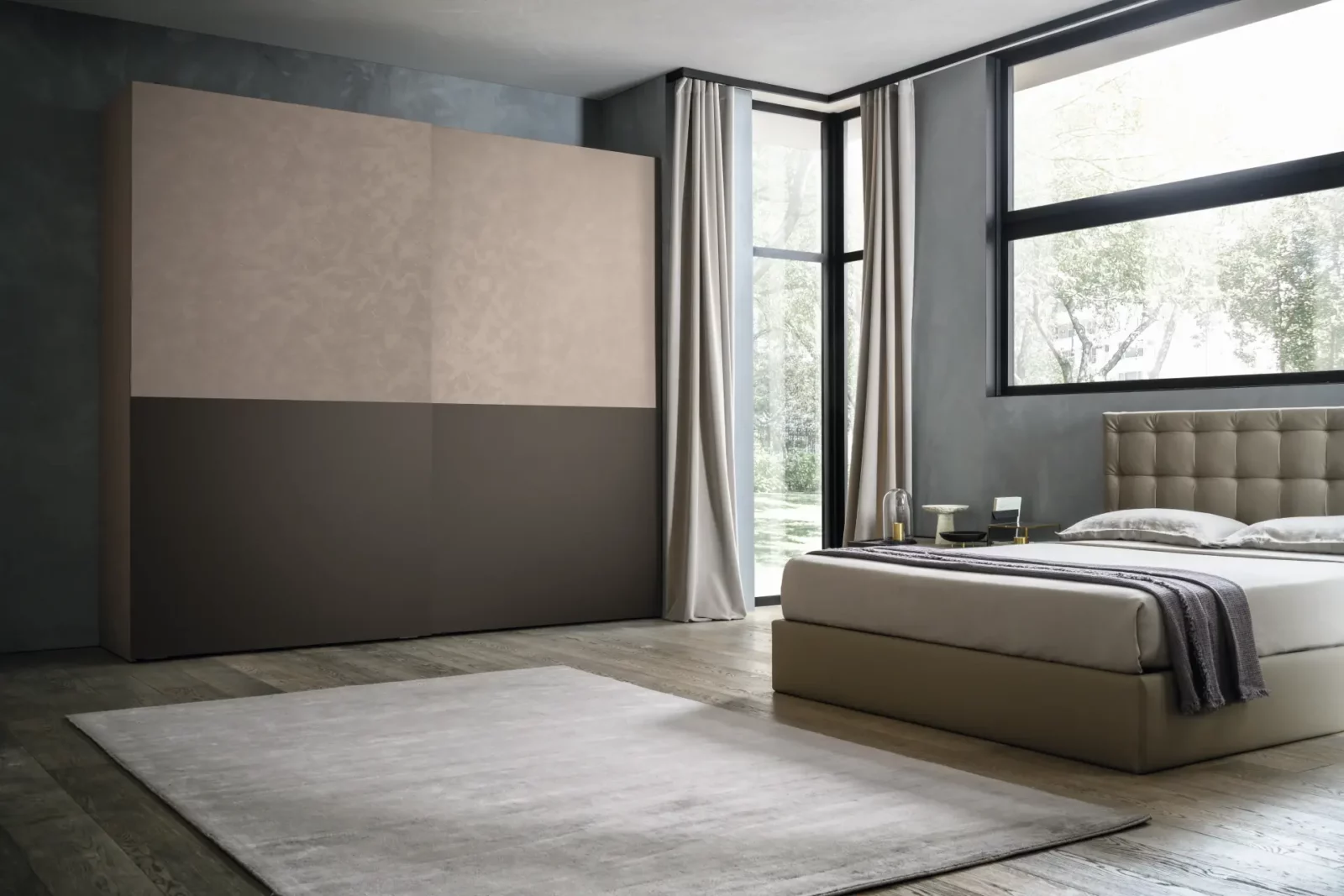 Muro Bello Atlantico Kleiderschrank in zweifarbiger Ausführung, beige und braun.