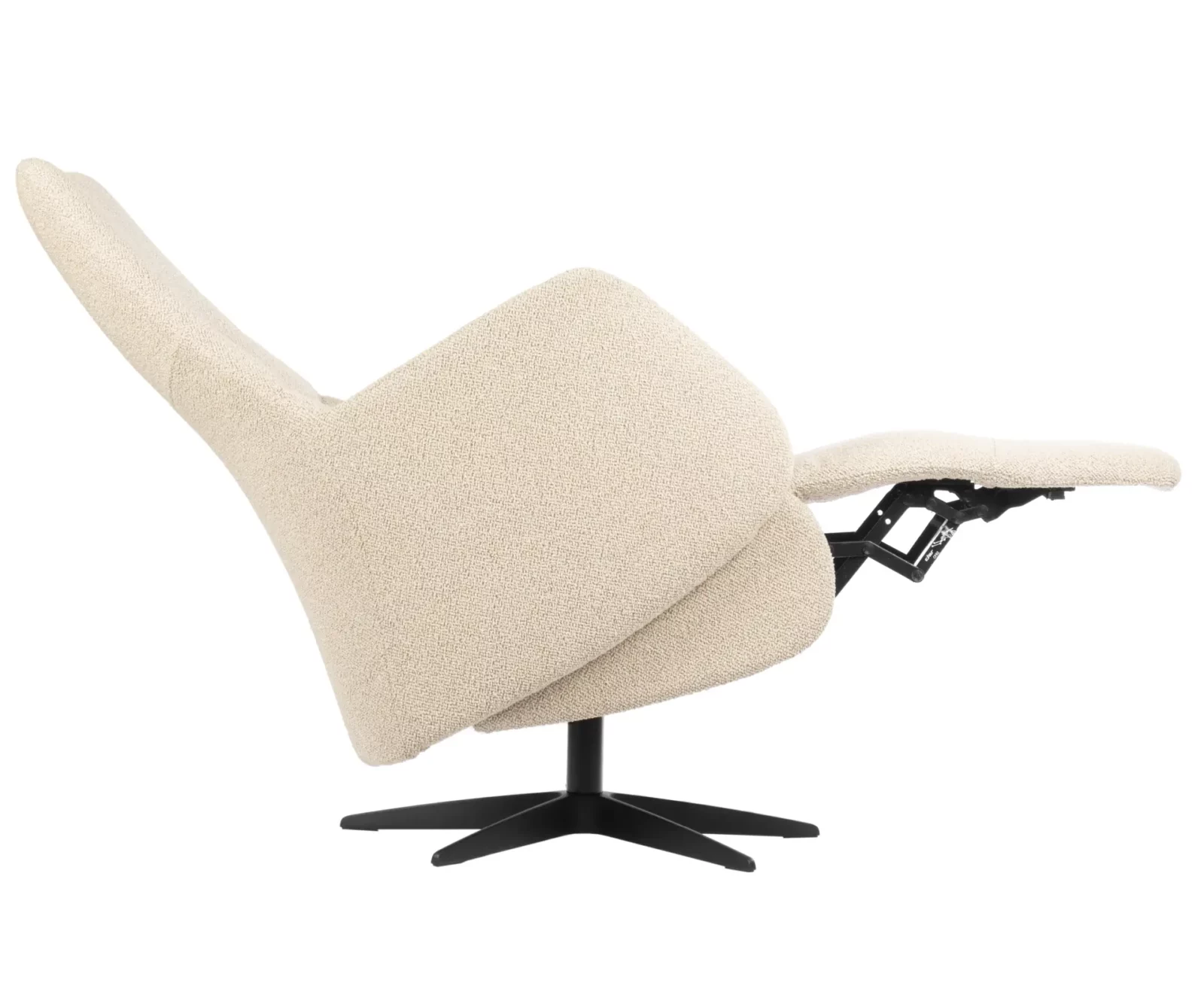 Relaxsessel Papaver in beige mit schwarzem Drehfuß und verstellbarer Rückenlehne.