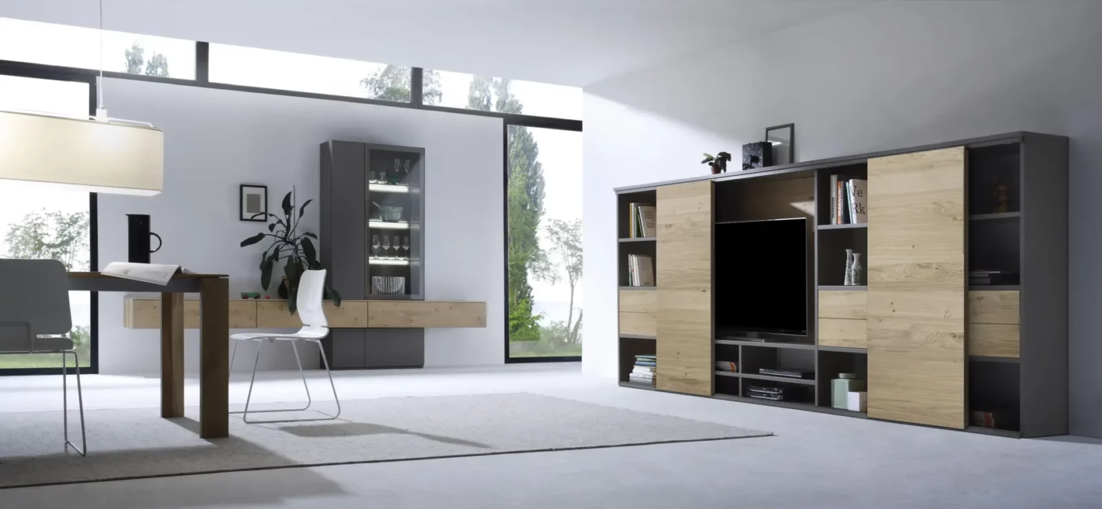 Wohnwand Sinos mit Eichenfronten und grauen Korpussen, modernes Design.