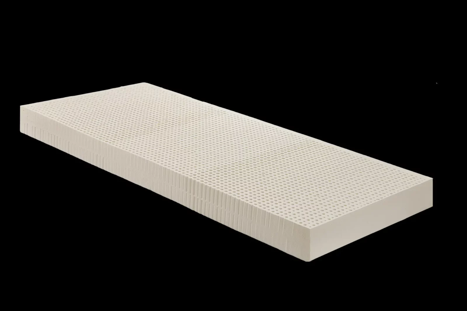 Relax2000 Naturlatexmatratze, 15 cm hoch, in cremeweißer Ausführung.