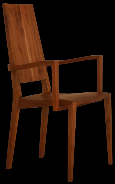 Holzstuhl Julia mit Armlehnen, aus dunklem Holz gefertigt.
