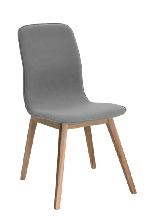 Stuhl Malo006 mit grauem Stoffbezug und Holzbeinen.